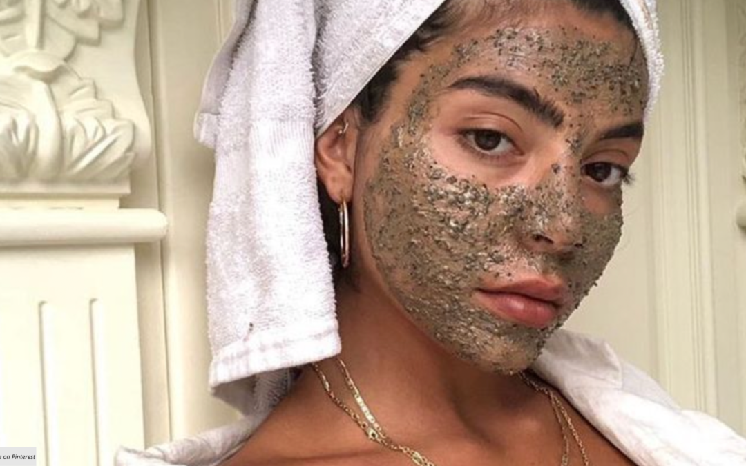 7 Clean & Raw Hydrating Face Masks You Can Make